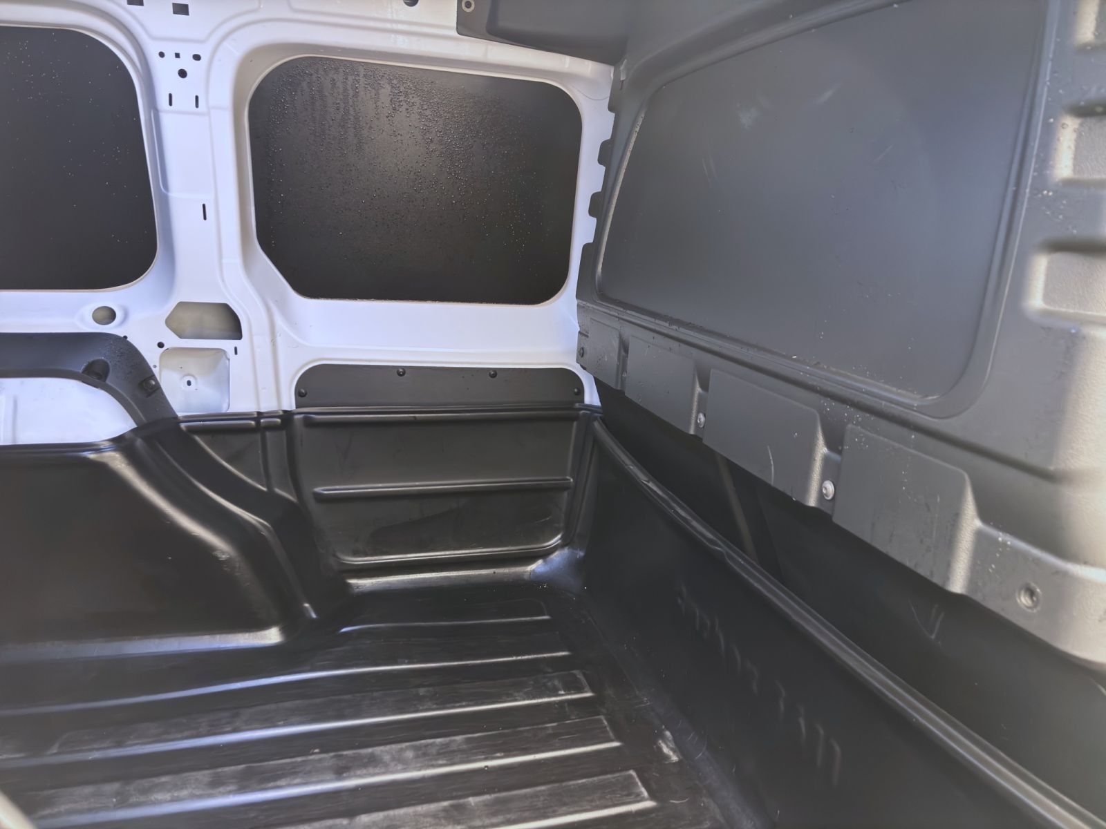 Volkswagen Caddy - Bild 14