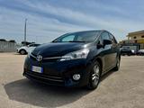 Toyota TOYOTA VERSO 1.6 D-4D 5POSTI FULL RETRO MY16 - blaue Toyota Verso
