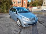 Mercedes-Benz B 200 - 1.Hd., Garage, sehr gepflegt - gebrauchte Mercedes-Benz B 200 aus dem Jahr 2005