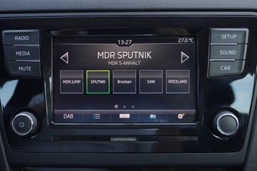 Skoda Rapid - 11