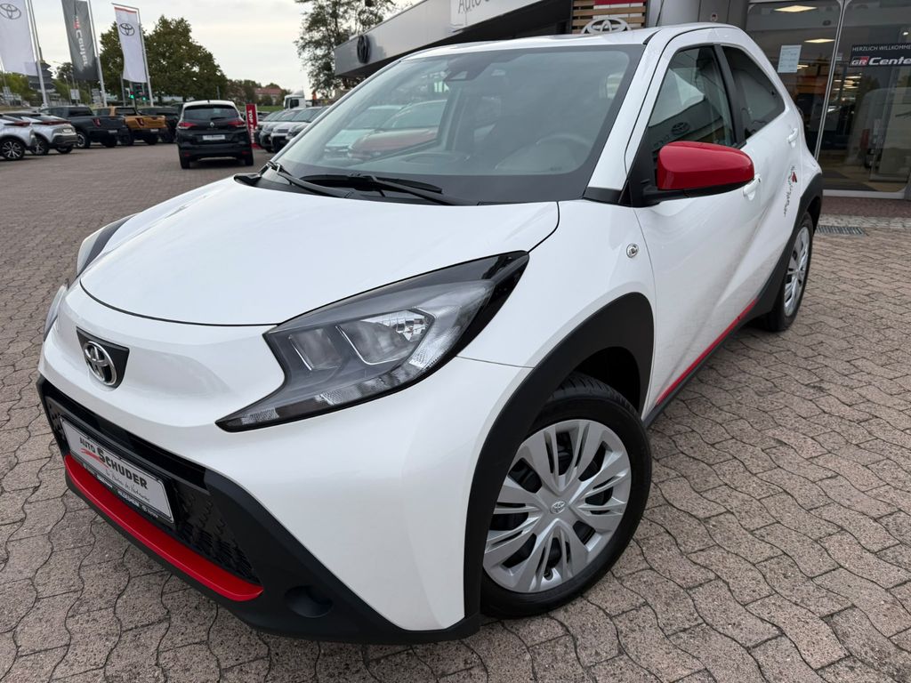 Image of Toyota Aygo (X)