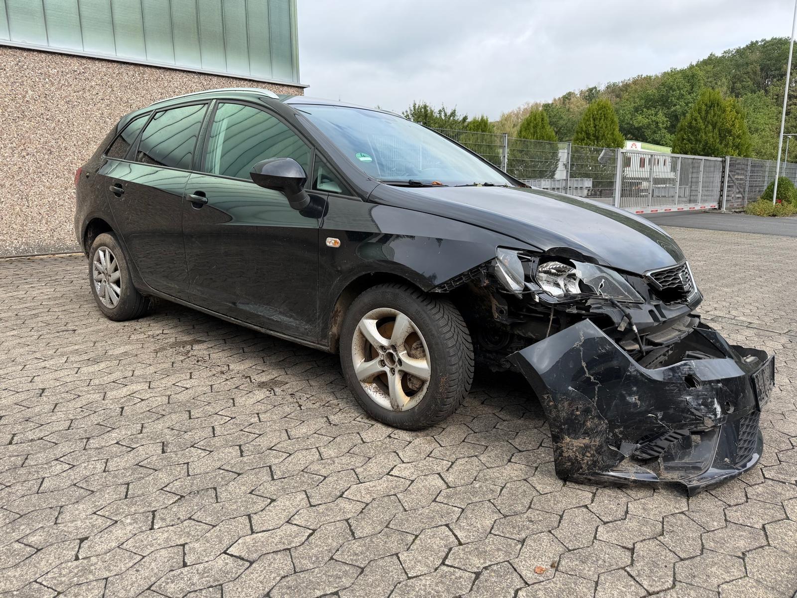 Seat Ibiza 2015 — interior