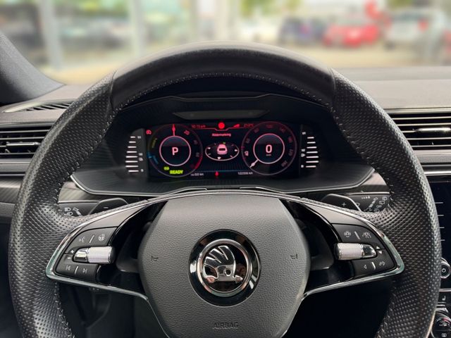 Superb Combi 1.4 TSI Hybrid Sportline iV 360°KAM