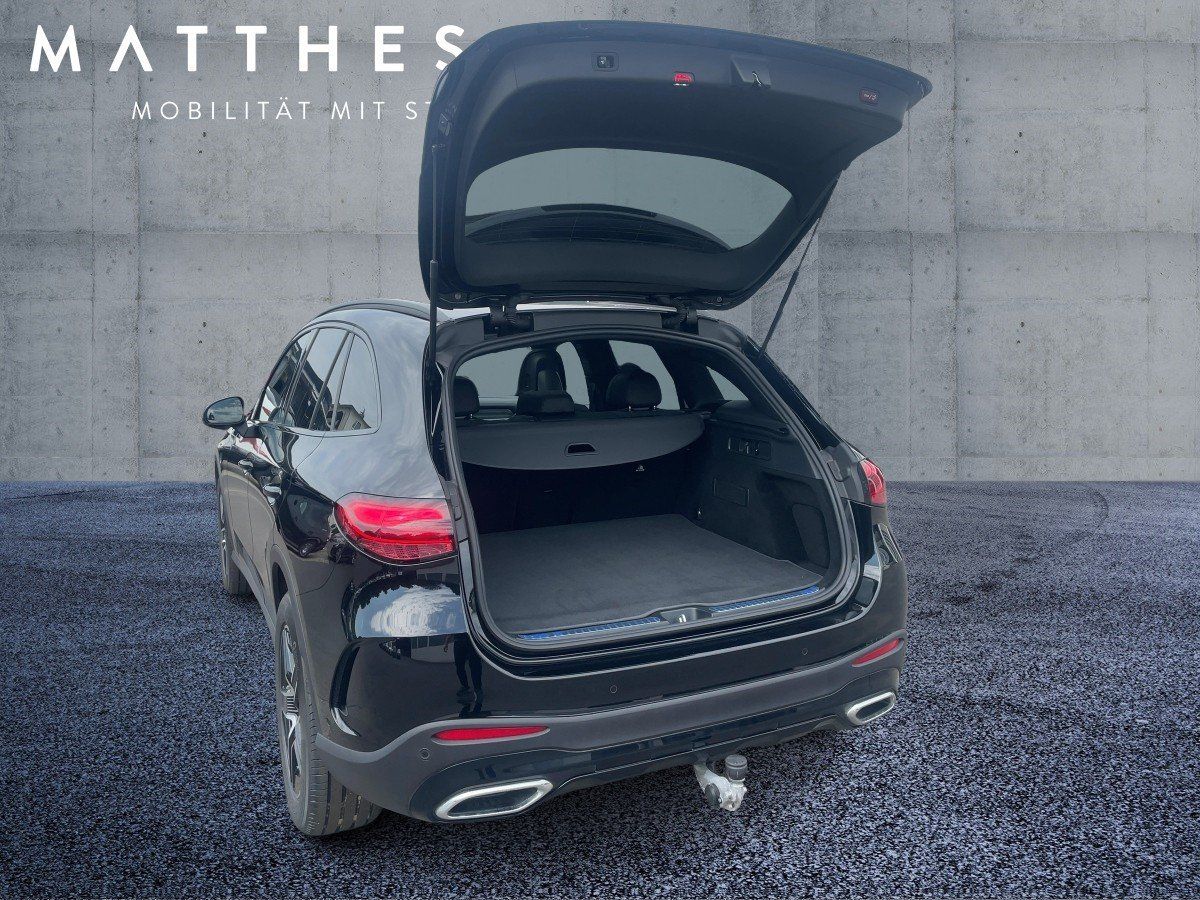 Fahrzeugabbildung Mercedes-Benz GLC 220 d 4M AMG/Night/Pano/Kamera/AHK