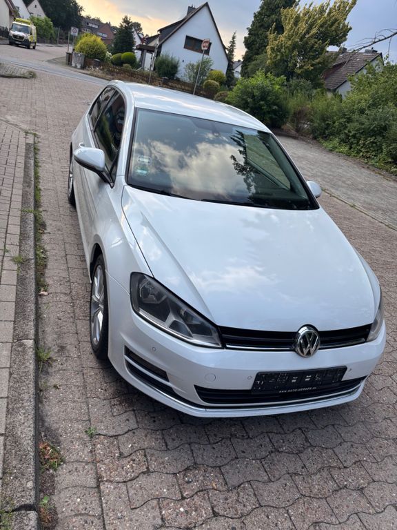 Image of Volkswagen Golf