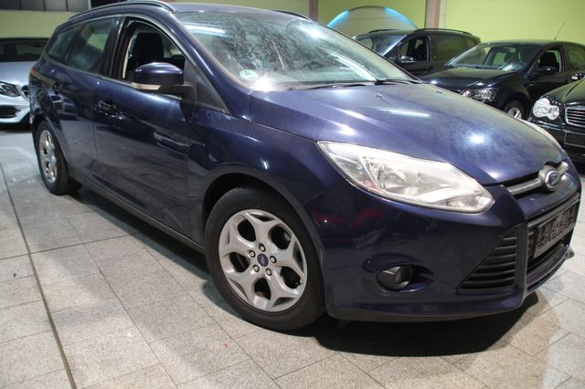 Ford Focus Turnier Trend 1.6*TÜV NEU*1.HAND*NAVI*SHZ*