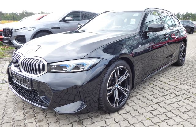 BMW 318 i Touring M Sport PDC Kamera Headup