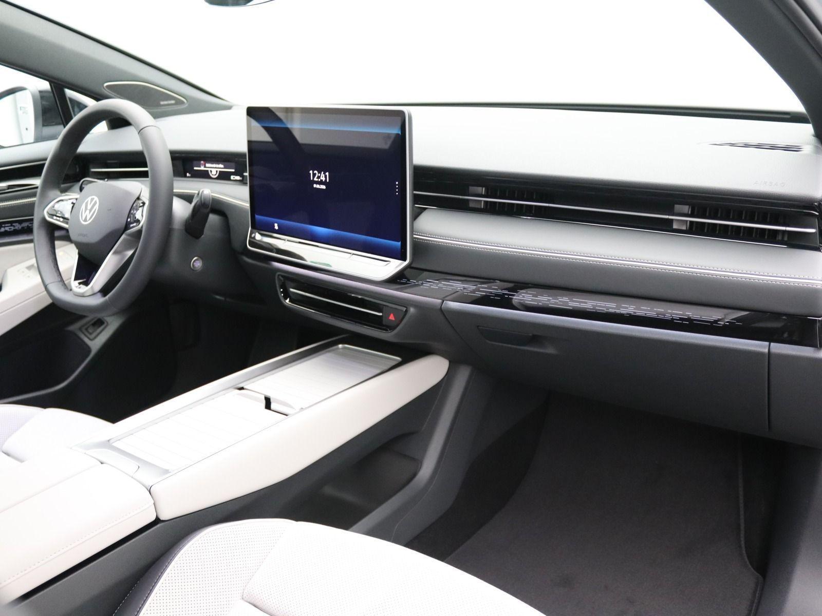Volkswagen ID.7 Tourer Pro S / Pano, Matrix, ARHuD, AHK, WP