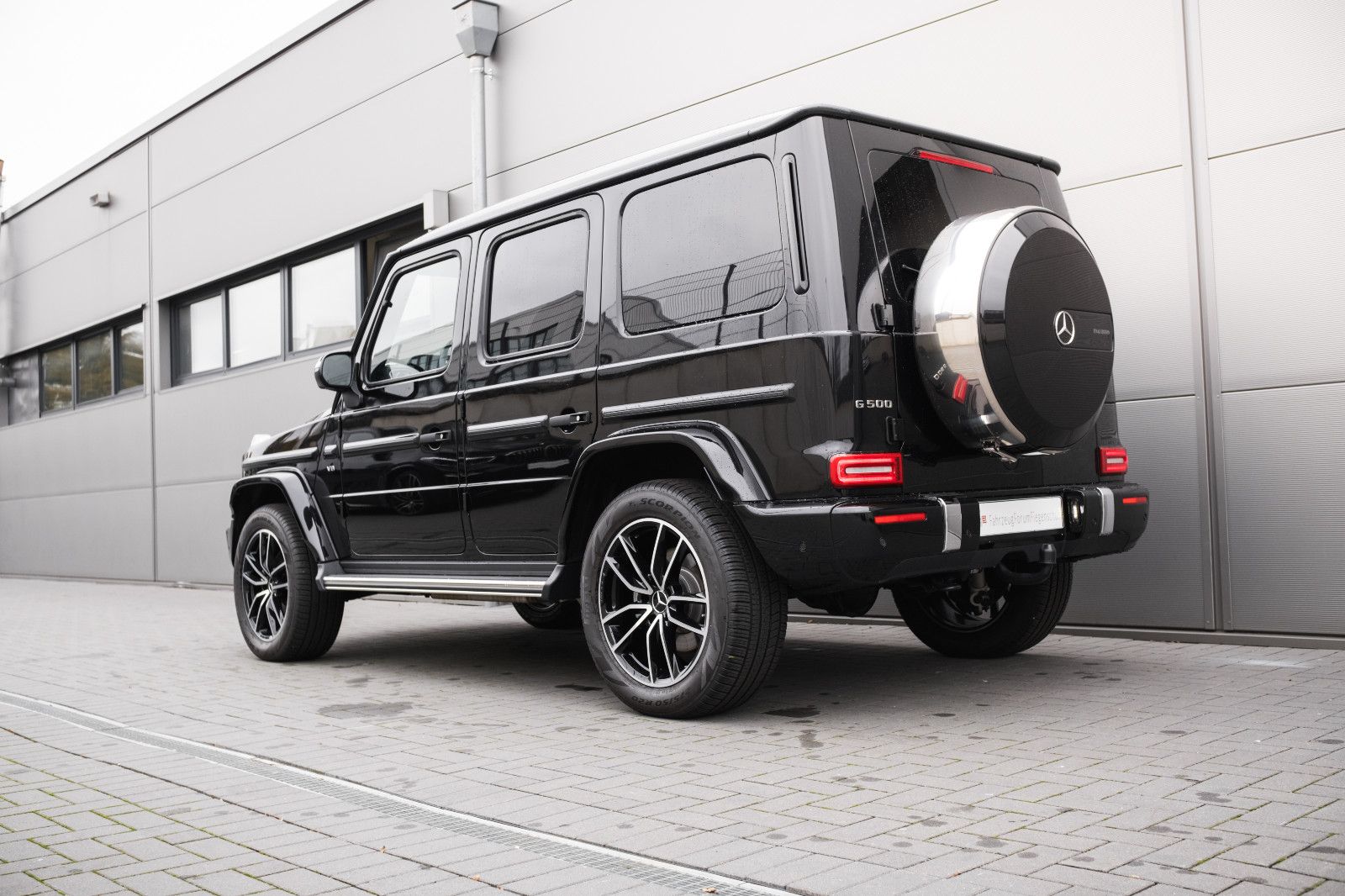 Fahrzeugabbildung Mercedes-Benz G 500 Final Edition Black-Burmester-LED