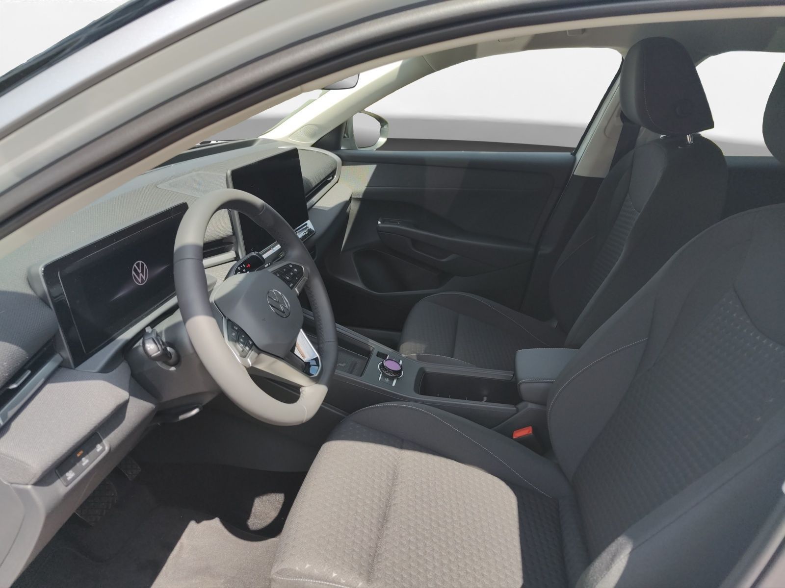 Volkswagen T-Roc - Bild 2