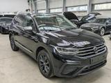 Volkswagen Tiguan Allspace 2.0 TSI DSG 4Motion Move 7-SITZ - VW Tiguan Allspace Unfallwagen