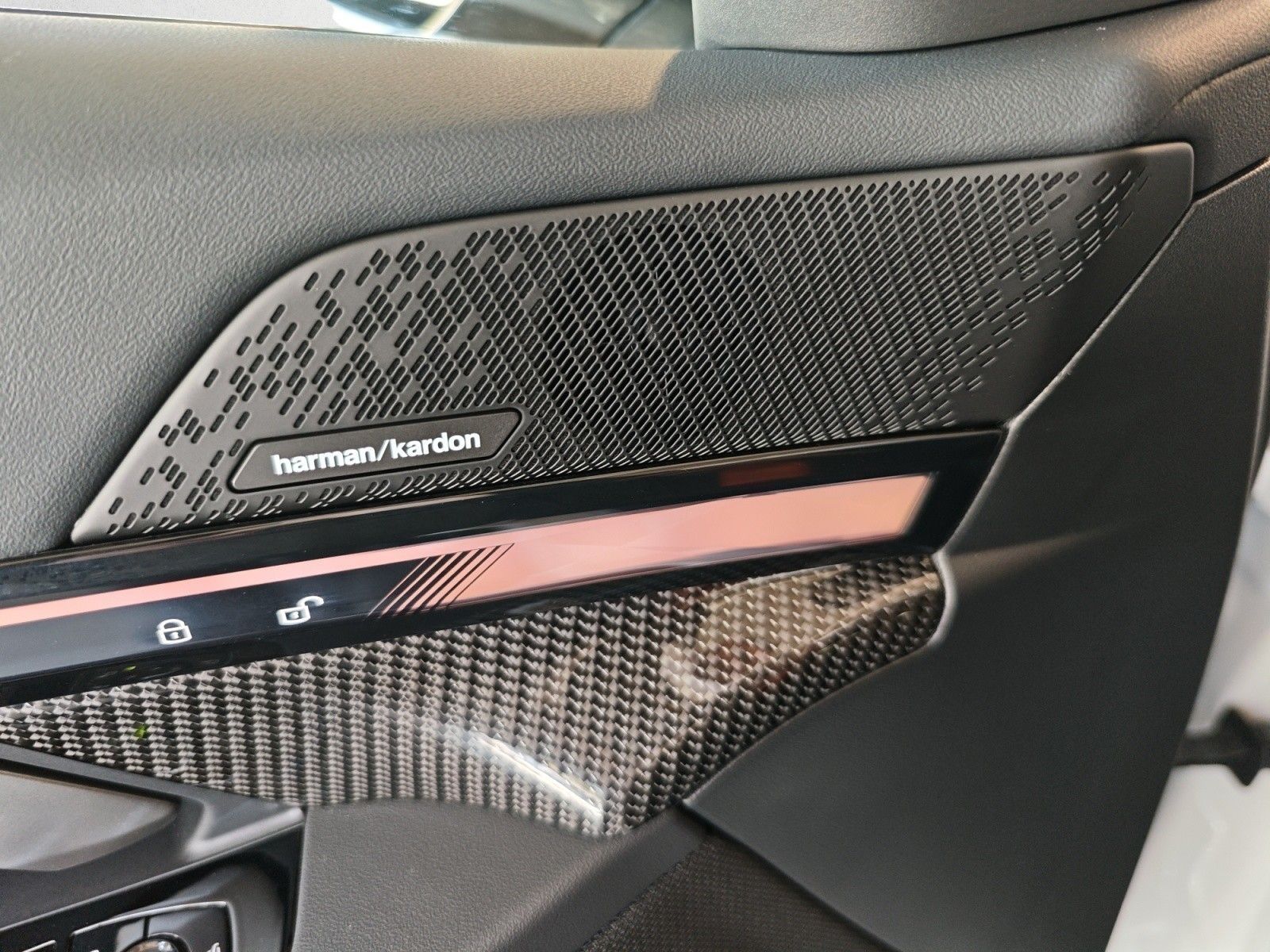 BMW 520i Touring M Sport Standheizung AHK Sitzbelüft foto 19