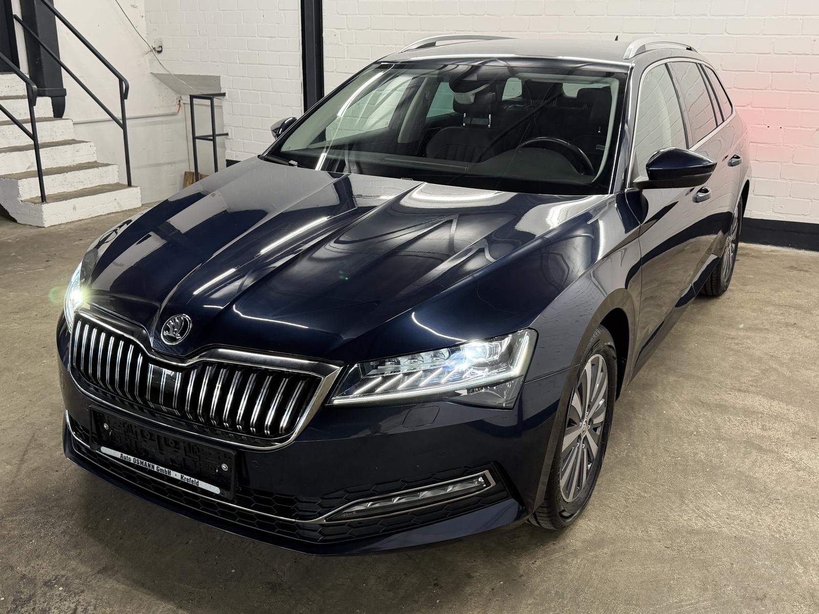 Skoda Superb Combi 2.0 TDI DSG Style | AHK | RFK