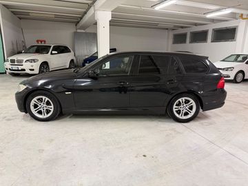BMW 320 - 6