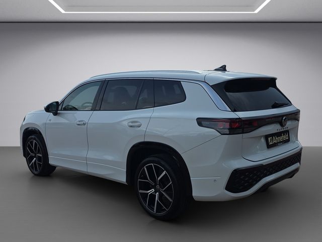 Tayron R-Line 2.0 l TDI SCR 4MOTION DSG HUD 360°