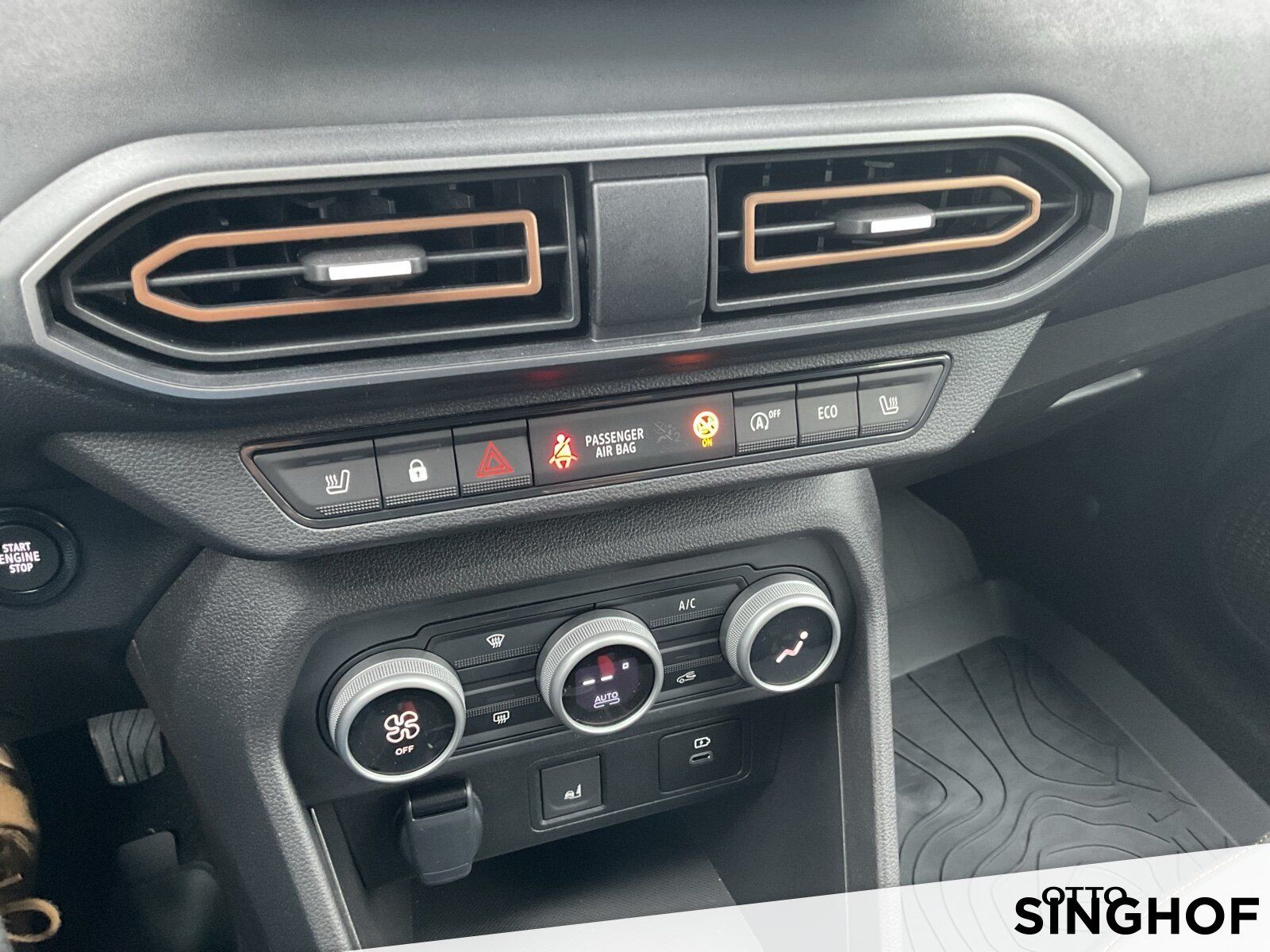 Fahrzeugabbildung Dacia Sandero Stepway Extreme TCe 110