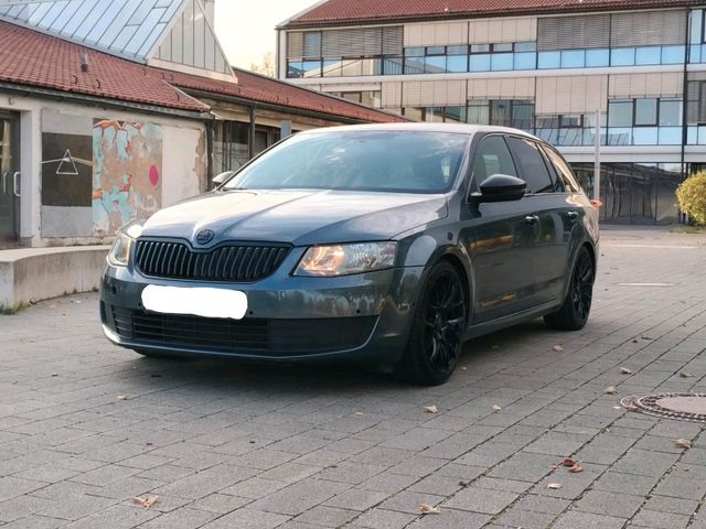 Skoda Octavia Benzin Klima PDC