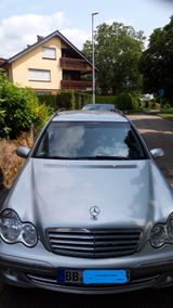 Mercedes-Benz C 220 CDI T AVANTGARDE Avantgarde - Mercedes-Benz C 220 aus 2004 mit Diesel-Antrieb: Kombi