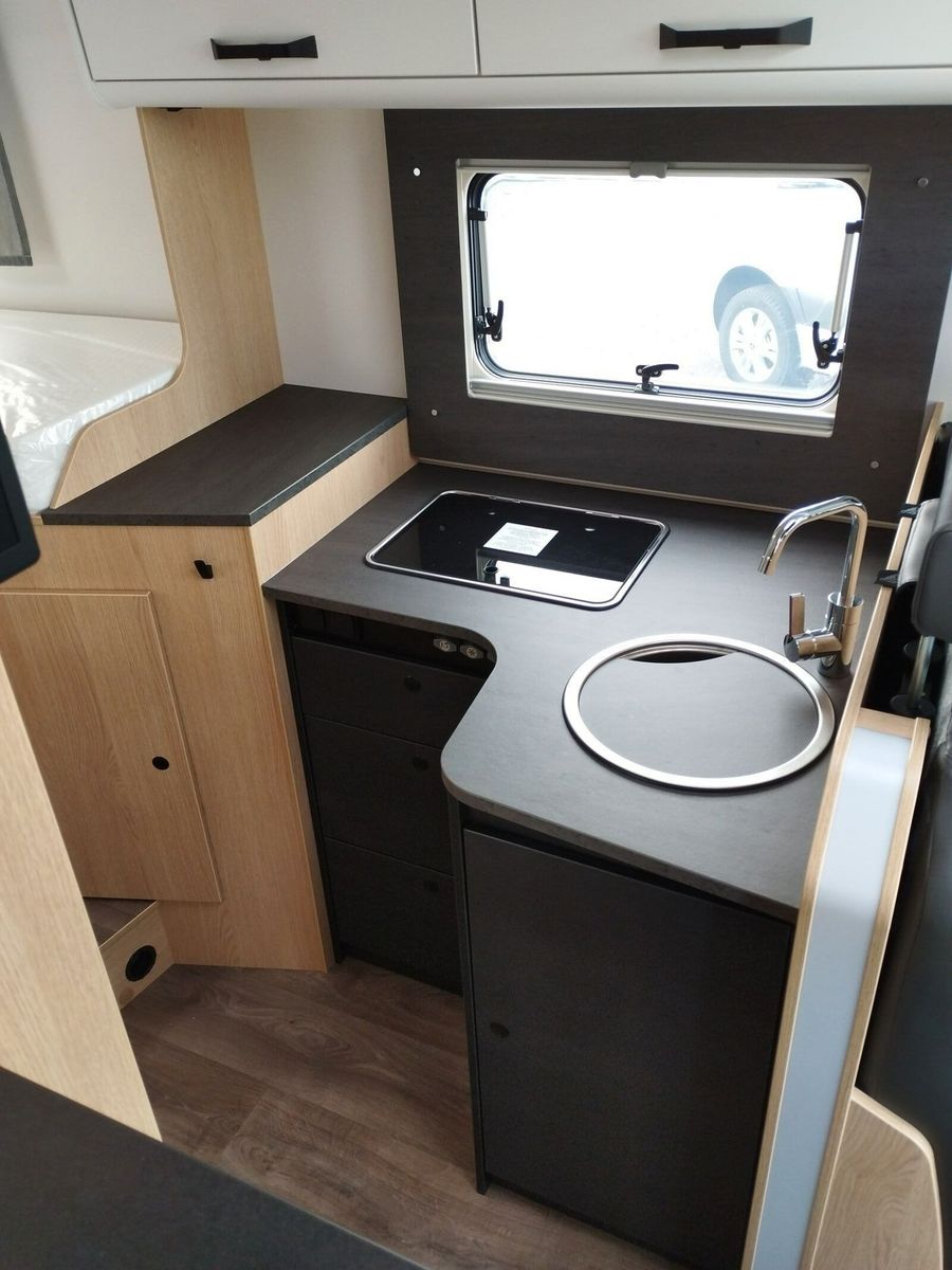 Fahrzeugabbildung Sunlight Adventure T 67S Automatik, Dörr Edition, TV