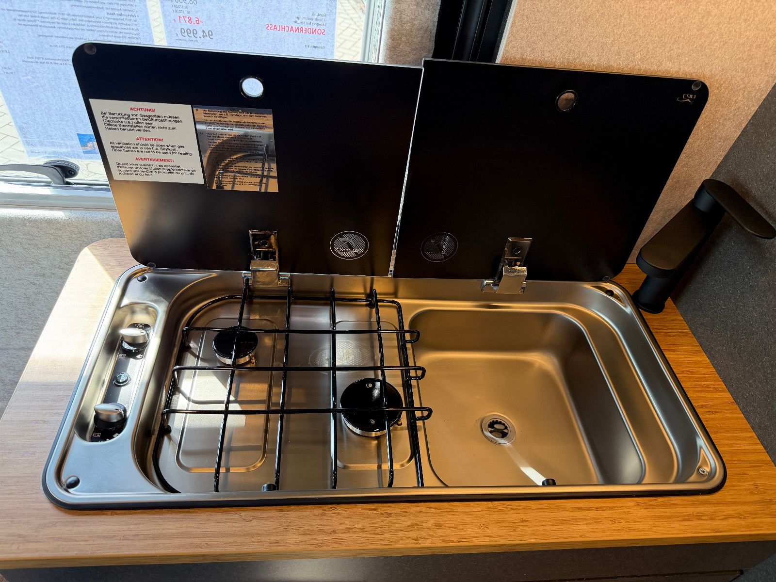 Fahrzeugabbildung HYMER / ERIBA / HYMERCAR Redwood 601 - Voll - 6.871€ sparen!