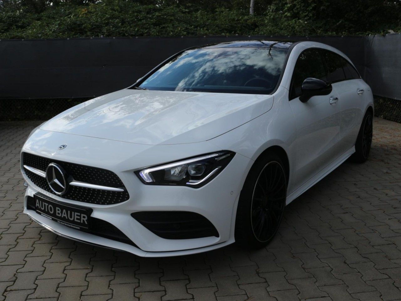 Fahrzeugabbildung Mercedes-Benz CLA 200 Shooting Brake AMG Line *MB Gar. 07/26*