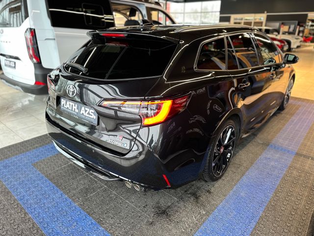 Toyota Corolla Touring Sports GR Sport Black Edition