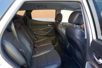 Fahrzeugabbildung Hyundai Santa Fe Style 2WD Xenon / Navi