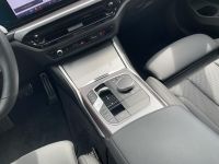 BMW 330 - Vorschau Bild 13