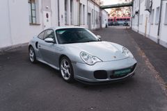 Fahrzeugabbildung Porsche 996 Turbo Coupé  *Schalter / Schalensitze*