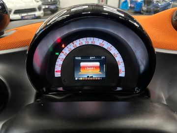 Smart ForTwo cabrio *2. Hand*Klima*SHZ*AHK*Kamera*Navi