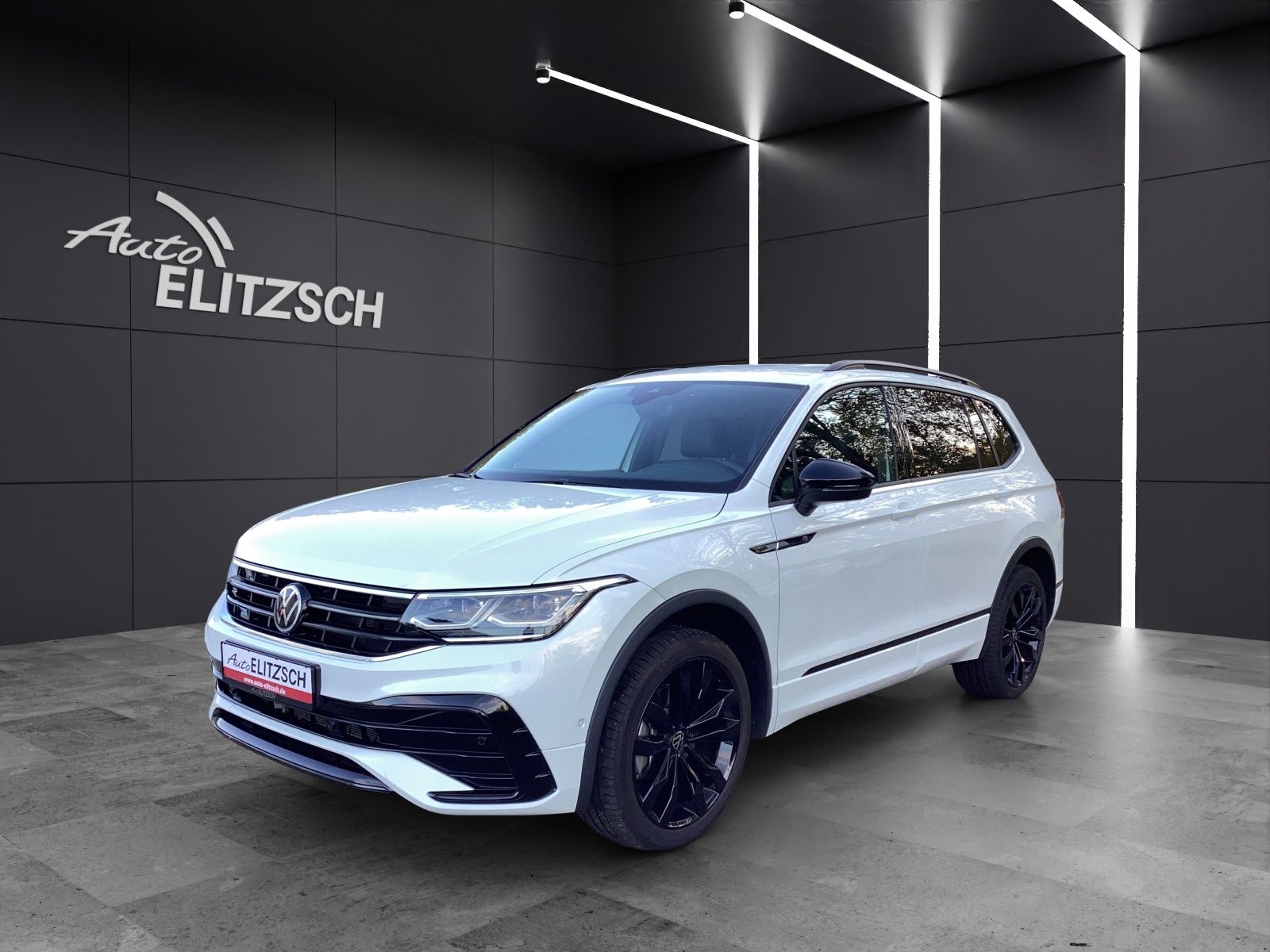 Fahrzeugabbildung Volkswagen Tiguan Allspace R-Line 4M MatrixLED 7-Si. AHK St