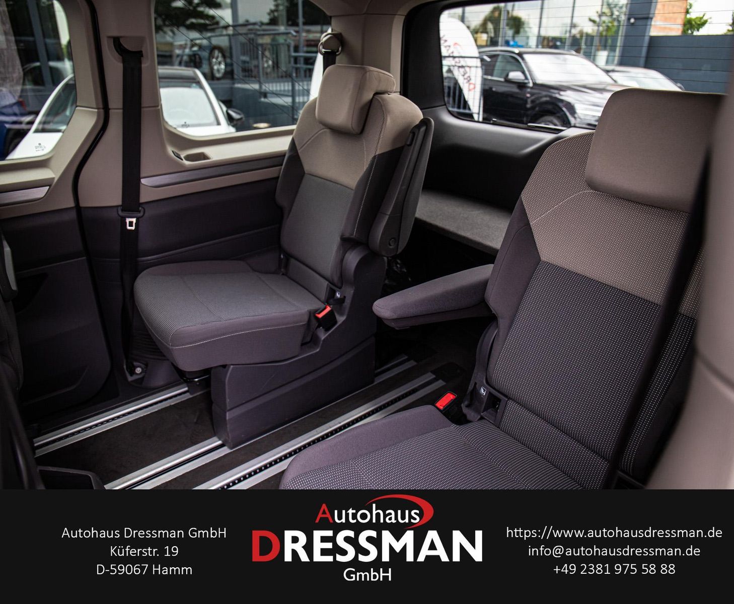 Volkswagen T7 Multivan 1.5 TSI Life PANO NAVI RFK STANDHZG foto 14