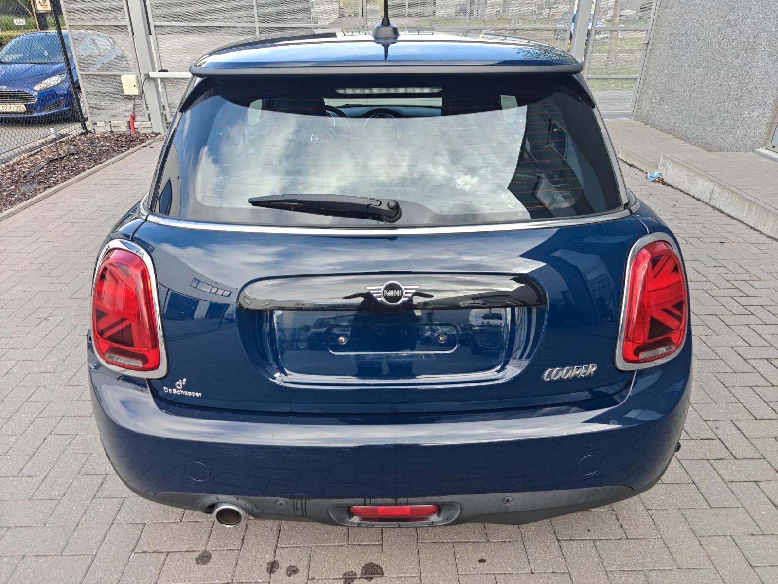 MINI Cooper 1.5i 136PS NAVI LED LEDER ALU 17 ZOLL