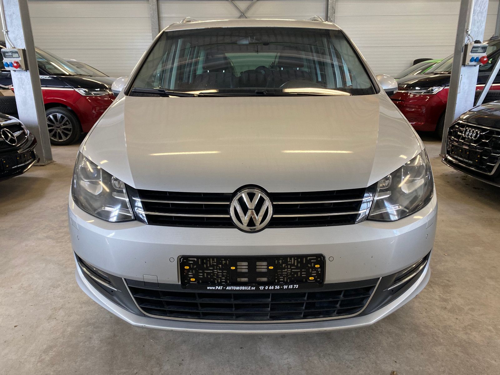 Fahrzeugabbildung Volkswagen Sharan Highline TDI DSG AHK DCC Pano Xenon Sthz