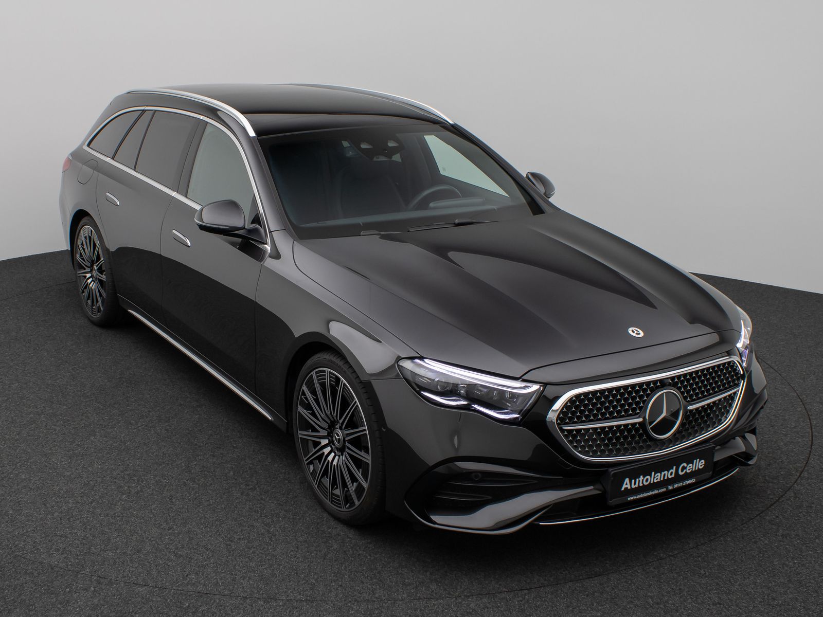 Fahrzeugabbildung Mercedes-Benz E 450d 4Matic AMG Line Advanced+ Pano 360°21Zoll