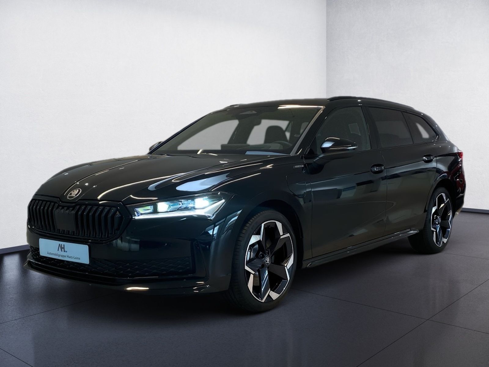 Skoda Superb Combi Sportline 1.5 TSI iV DSG imagem 2