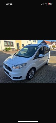 Ford Tourneo