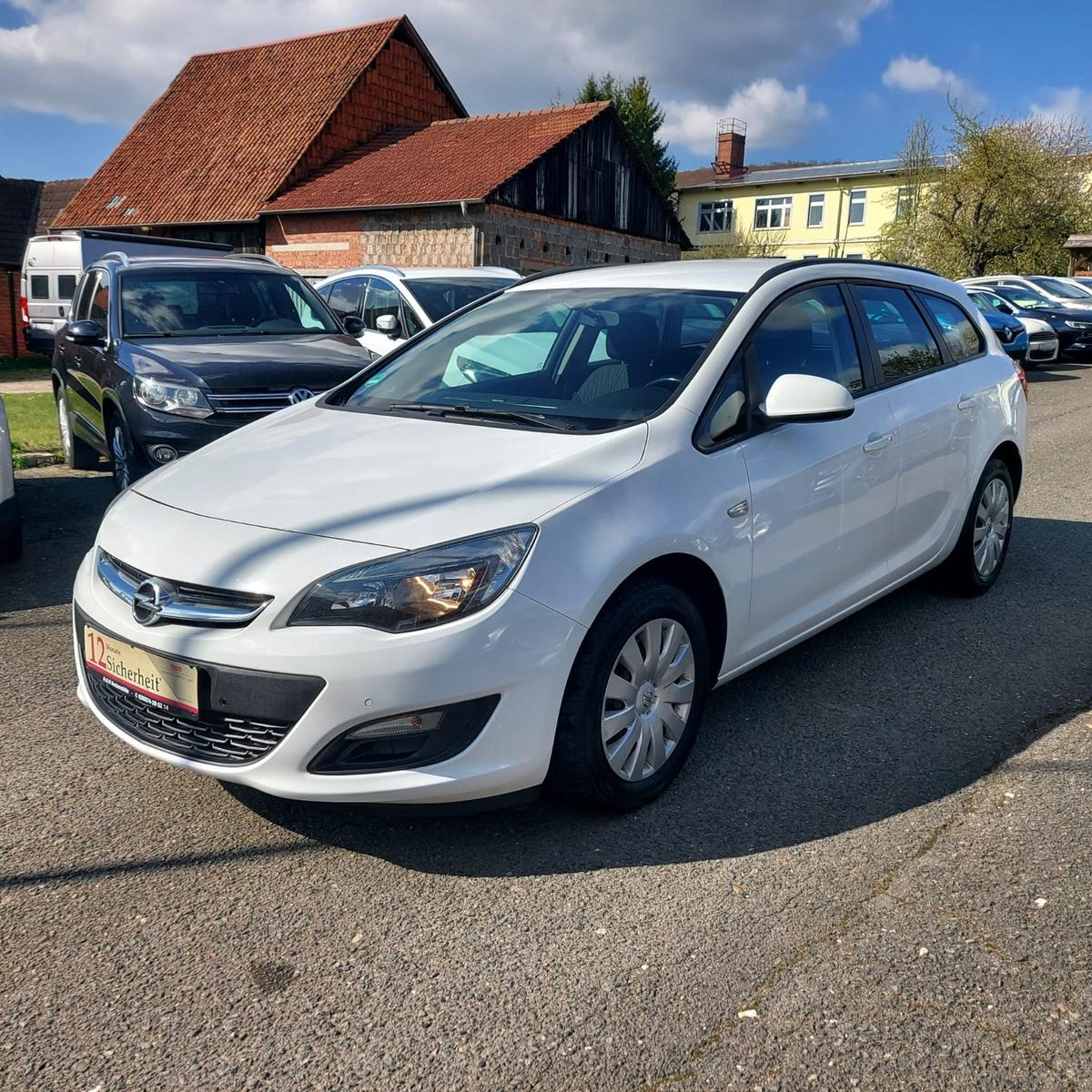 Opel Astra J Sports Tourer Edition Klima Anhängerkupp