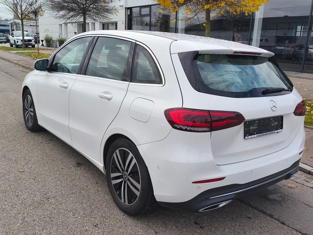 MERCEDES-BENZ B 250 5