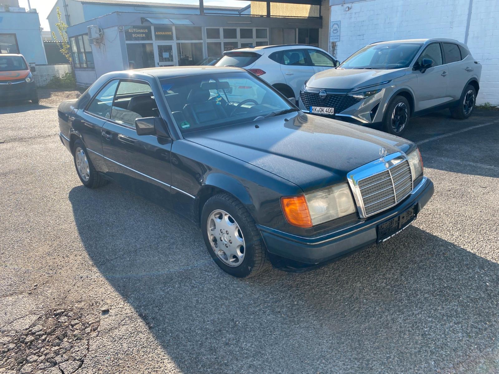 Mercedes-Benz CE 300