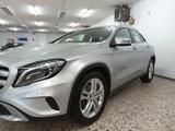 Mercedes-Benz GLA 200 GLA -Klasse GLA 200 Navi Xenon SHZ - Mercedes-Benz GLA 200: Limousine