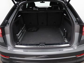 Audi Q8 - 12