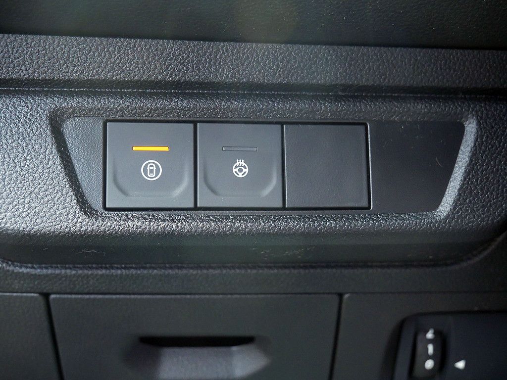 Fahrzeugabbildung Dacia Sandero Stepway Extreme TCe 110 NAVI LED 360°