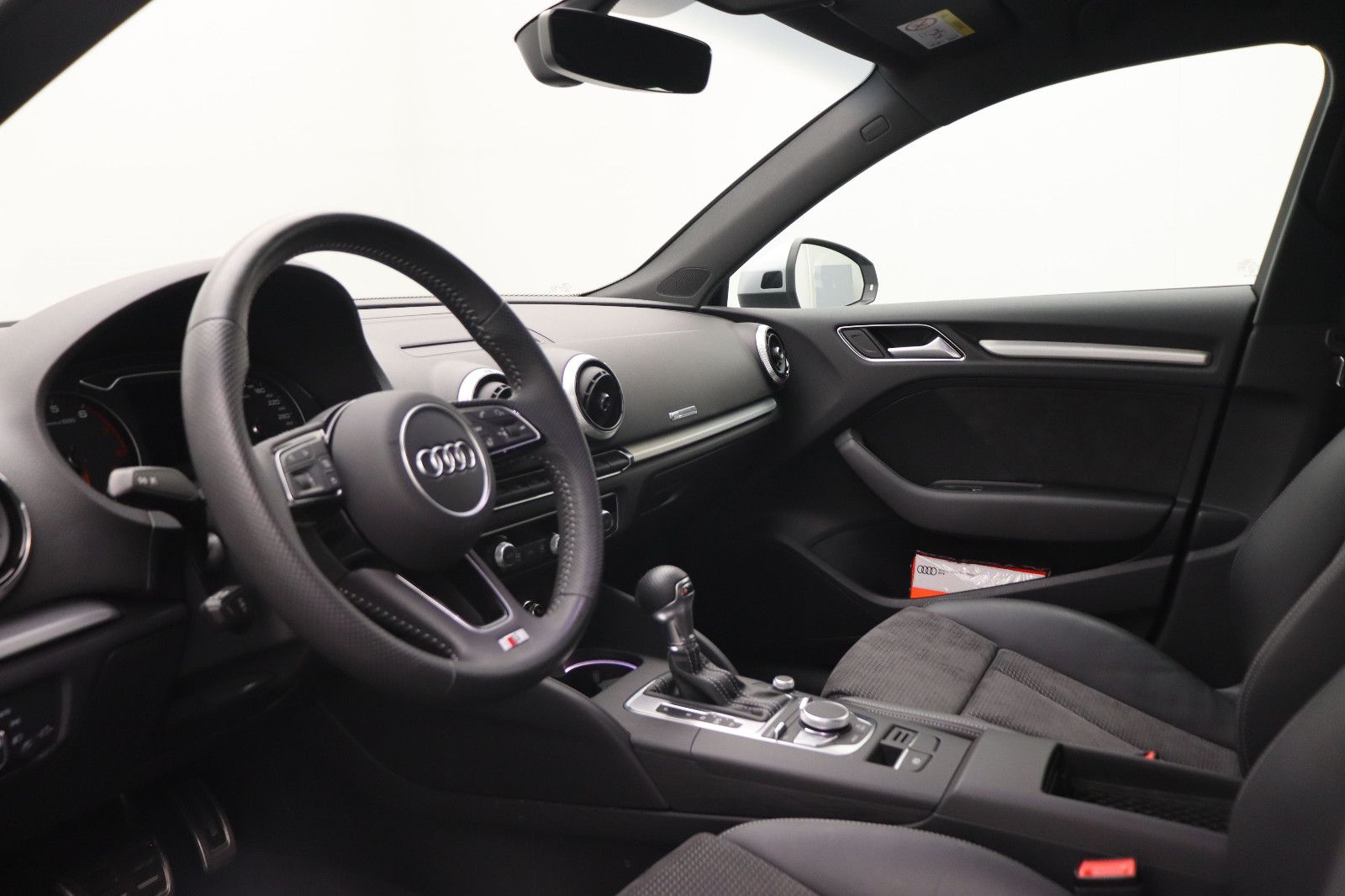 Fahrzeugabbildung Audi A3 Sportback 35 TFSI Sport S-Line