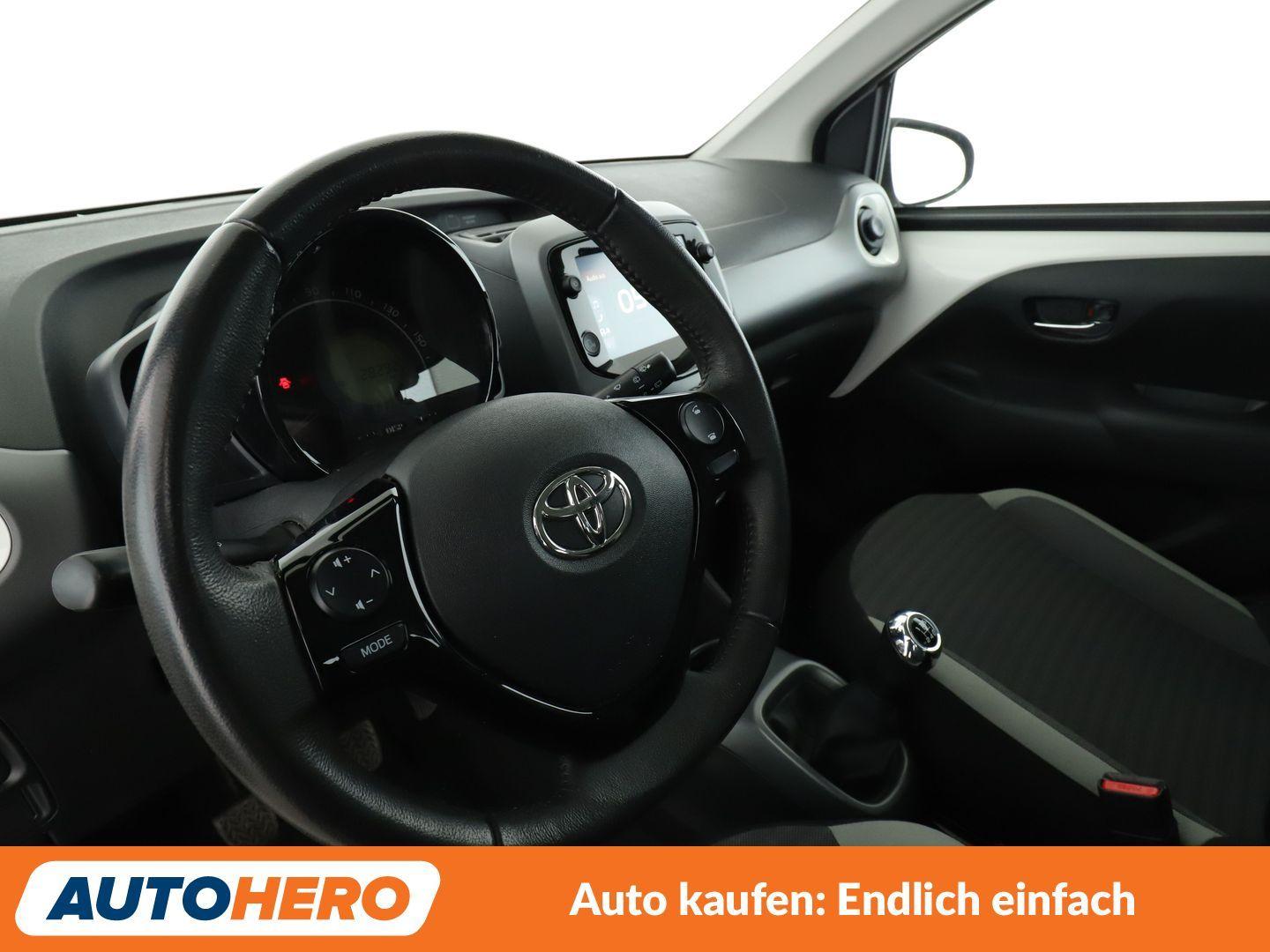 Toyota Aygo 1.0 X-Play club*CAM*KLIMA*GAANTIE*