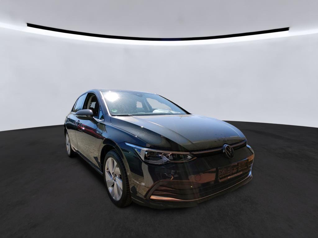 Volkswagen Golf VIII 1.5 eTSI DSG Style Navi Sprachbedienun