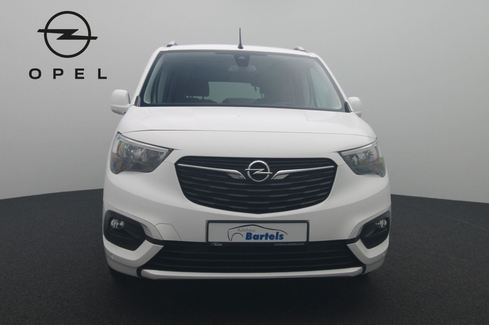 Fahrzeugabbildung Opel Combo Life 1.5 Edition StandHzg NAVI AHK