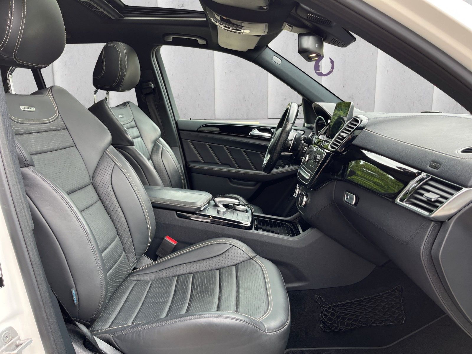 Fahrzeugabbildung Mercedes-Benz *INFERNO*4Matic*HK Audio*SHZ*NAVI*