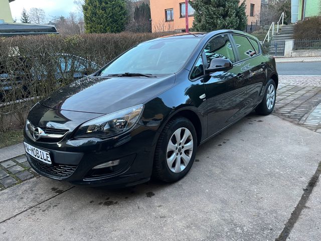 Opel Astra J+46TKM+NAVI+KLIMA+SH+LHZ+PDC+