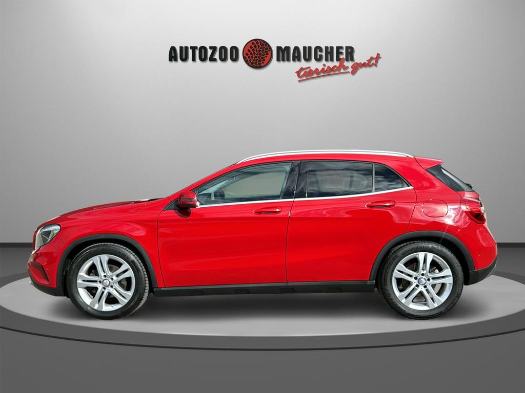 Mercedes-Benz GLA 200